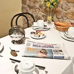 Modern Hotel 2*