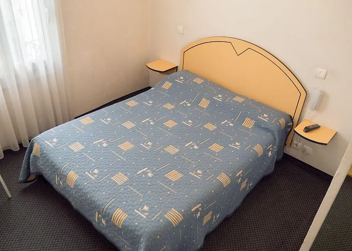 Modern Отель 2*