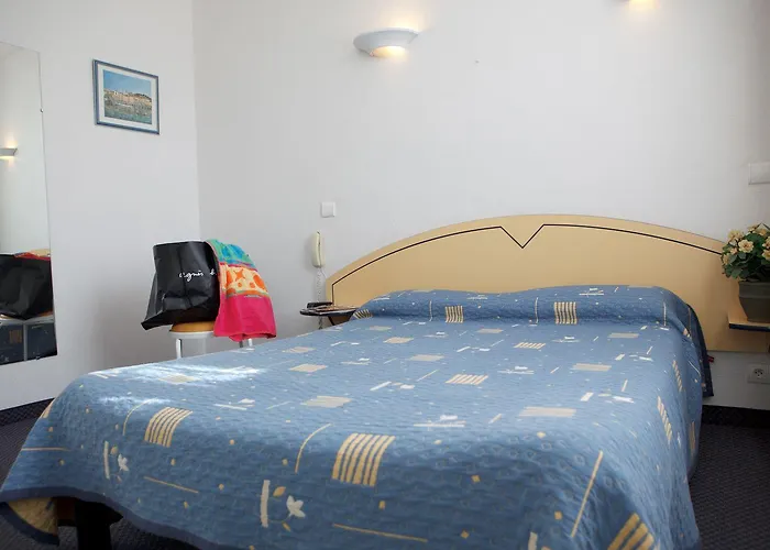 Modern Hotel Antibes